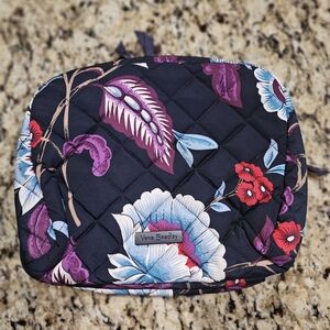Medium Cosmetic/toiletries Mayfair in Bloom by Vera Bradley